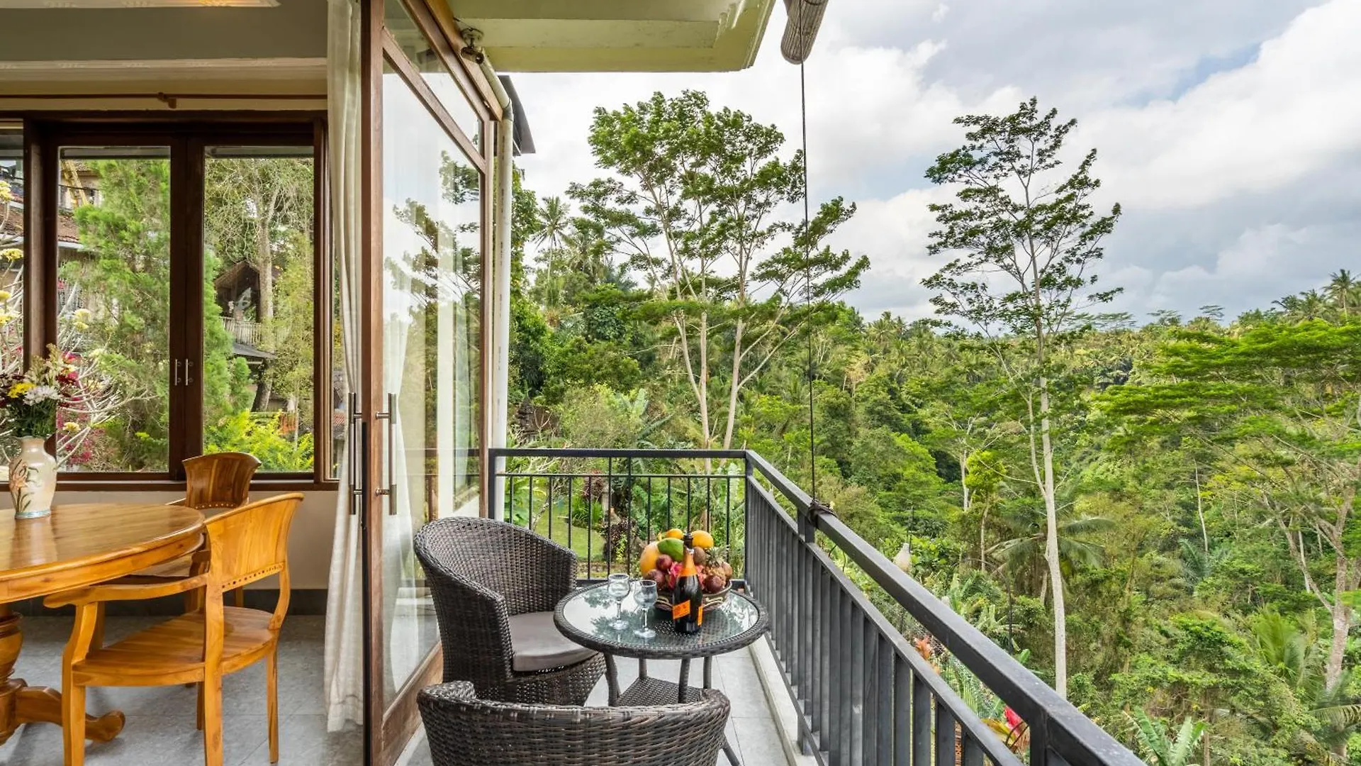 **** Holiday park Tirta Asri Ubud Villa Indonesia