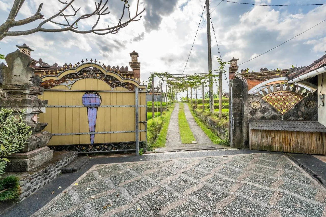 Tirta Asri Ubud Villa Indonesia
